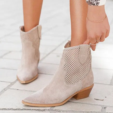 Womens Mid-Heel Boots In Large Sizes With Embossed Suede